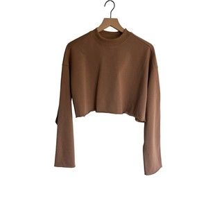 Commense Women’s Medium Camel Crop Top Long Sleeve Raw Hem Crew Neck Sweatshirt
